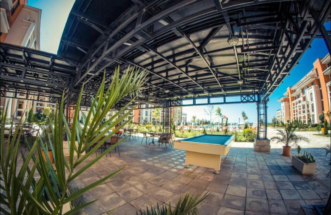 Single Apartment in Prestige Fort Beach Sveti Vlas Buitenkant foto