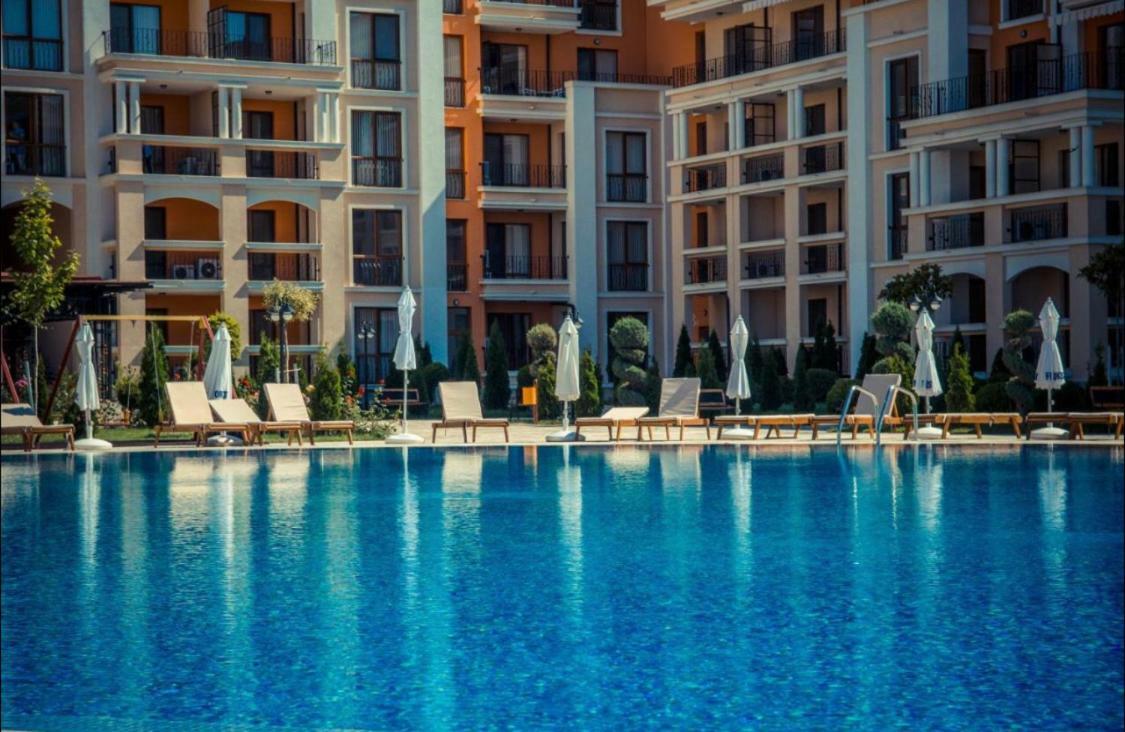 Single Apartment in Prestige Fort Beach Sveti Vlas Buitenkant foto