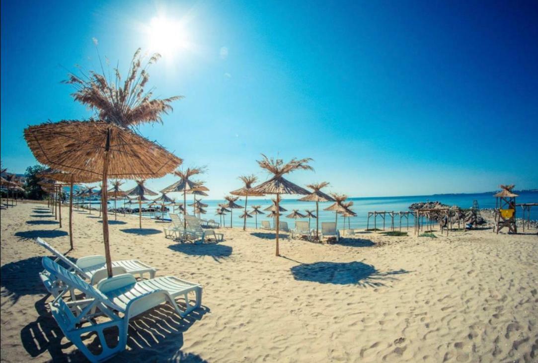 Single Apartment in Prestige Fort Beach Sveti Vlas Buitenkant foto