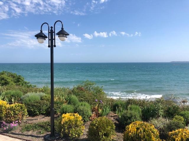 Single Apartment in Prestige Fort Beach Sveti Vlas Buitenkant foto
